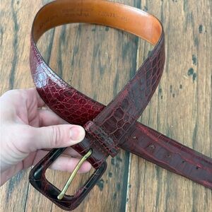 Excellent condition genuine alligator burgundy belt, polo Ralph Lauren size 28